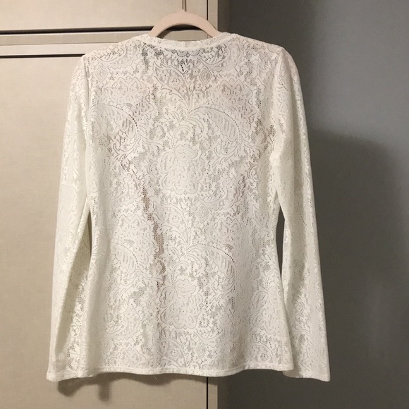 BCBGMAXAZRIA ivory sheer lace top. Size S - Picture 2 of 4